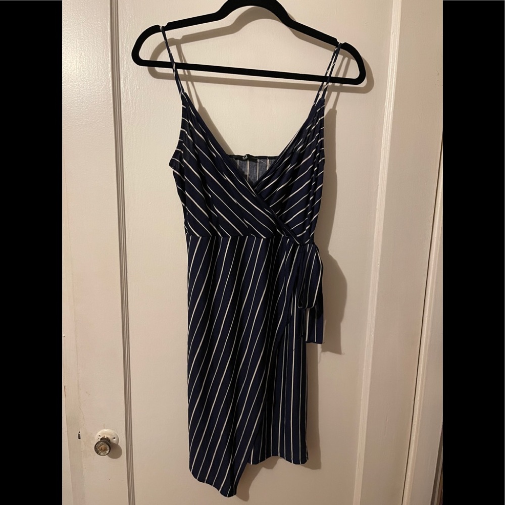 Navy Blue and white day dress 🌝